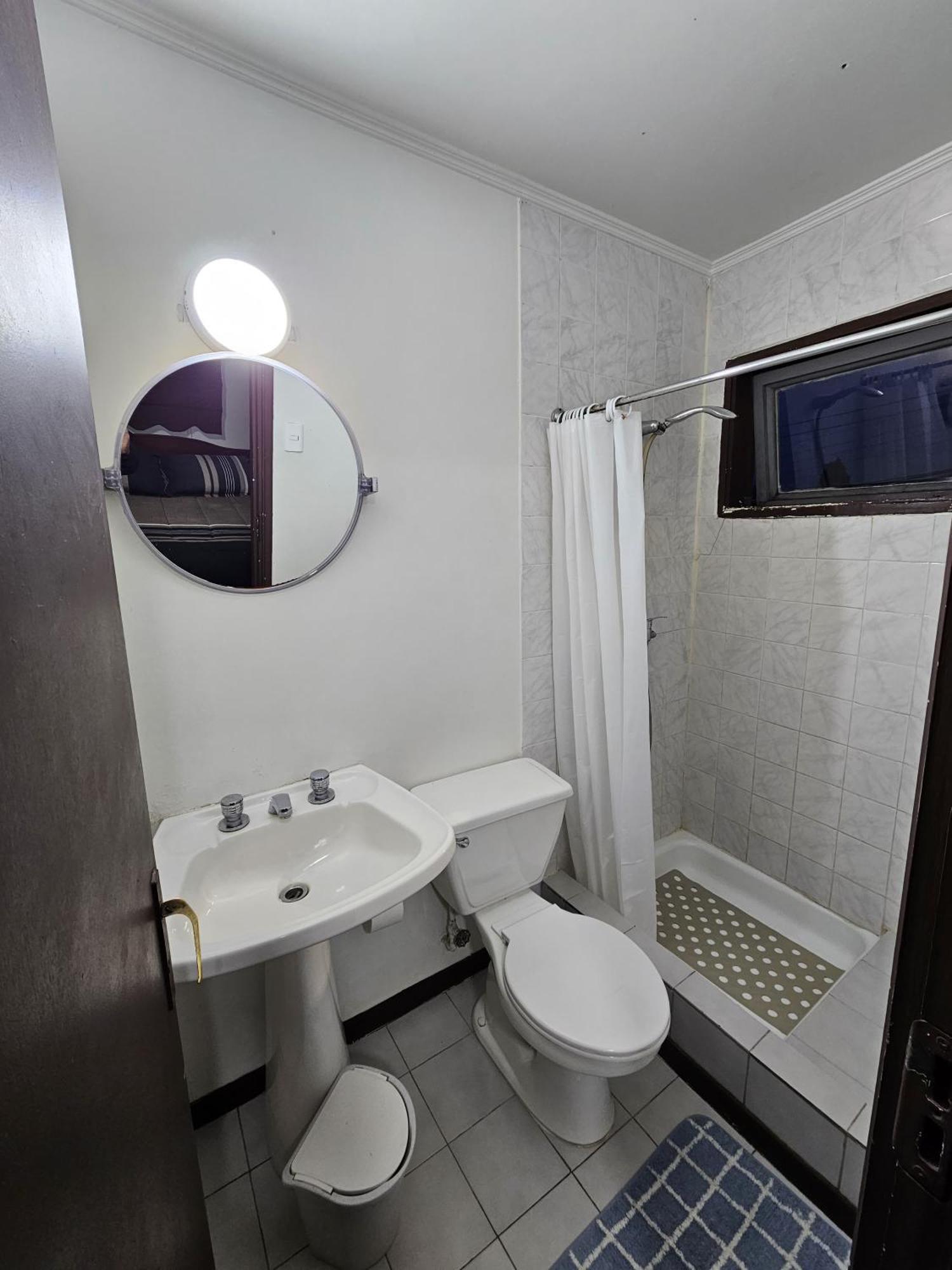 Hostel Anwandter Вальдивия Экстерьер фото