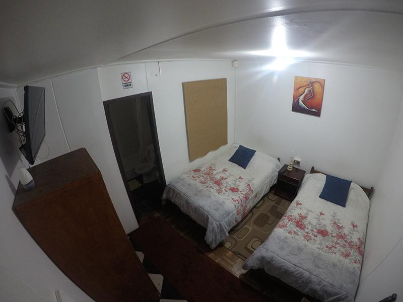 Hostel Anwandter Вальдивия Экстерьер фото